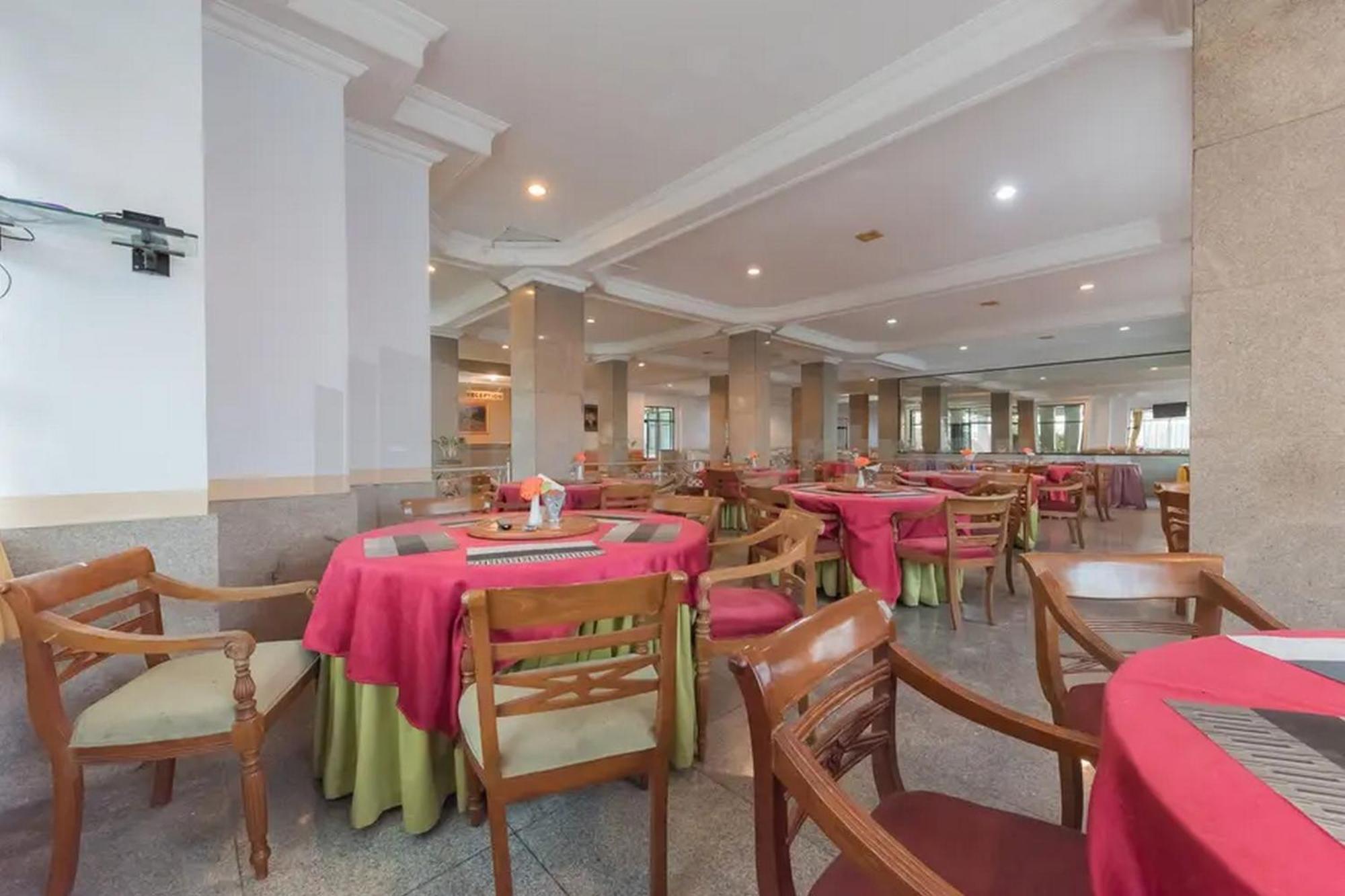 Hotel Ayong Linggarjati Kuningan Mitra Reddoorz Экстерьер фото