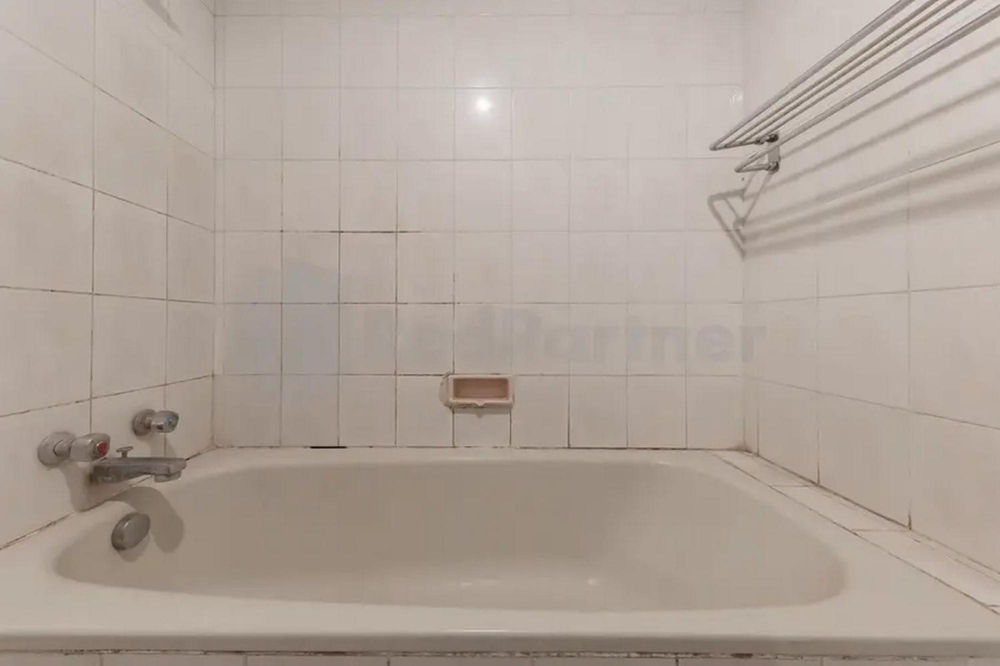Hotel Ayong Linggarjati Kuningan Mitra Reddoorz Экстерьер фото